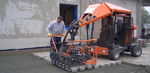 Optimas H88 Pflastermaschine